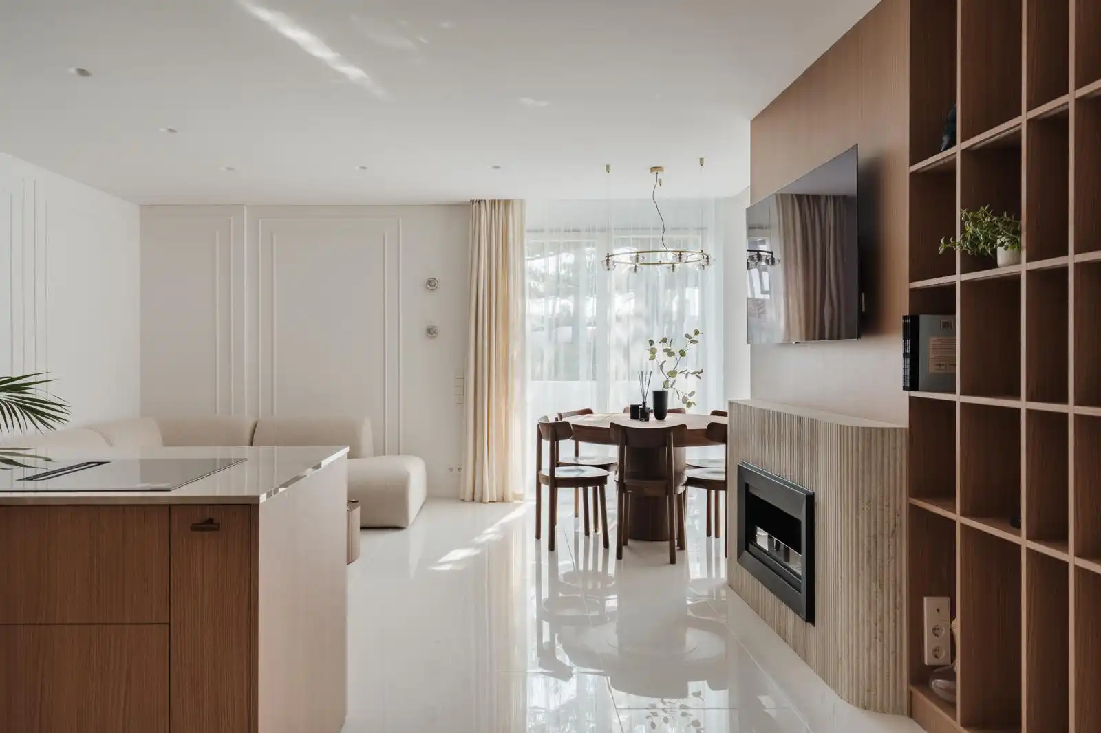 Living room of Attic for sale in Marbella  with Air Conditioner, Terrace and Swimming Pool