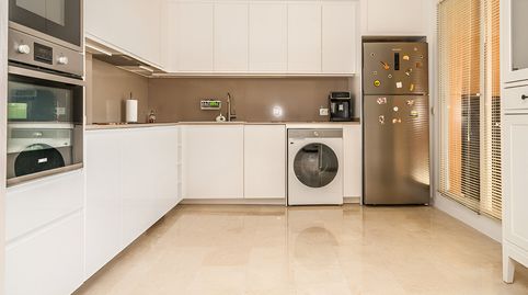 Foto 3 de Ático en venta en Elviria, Marbella