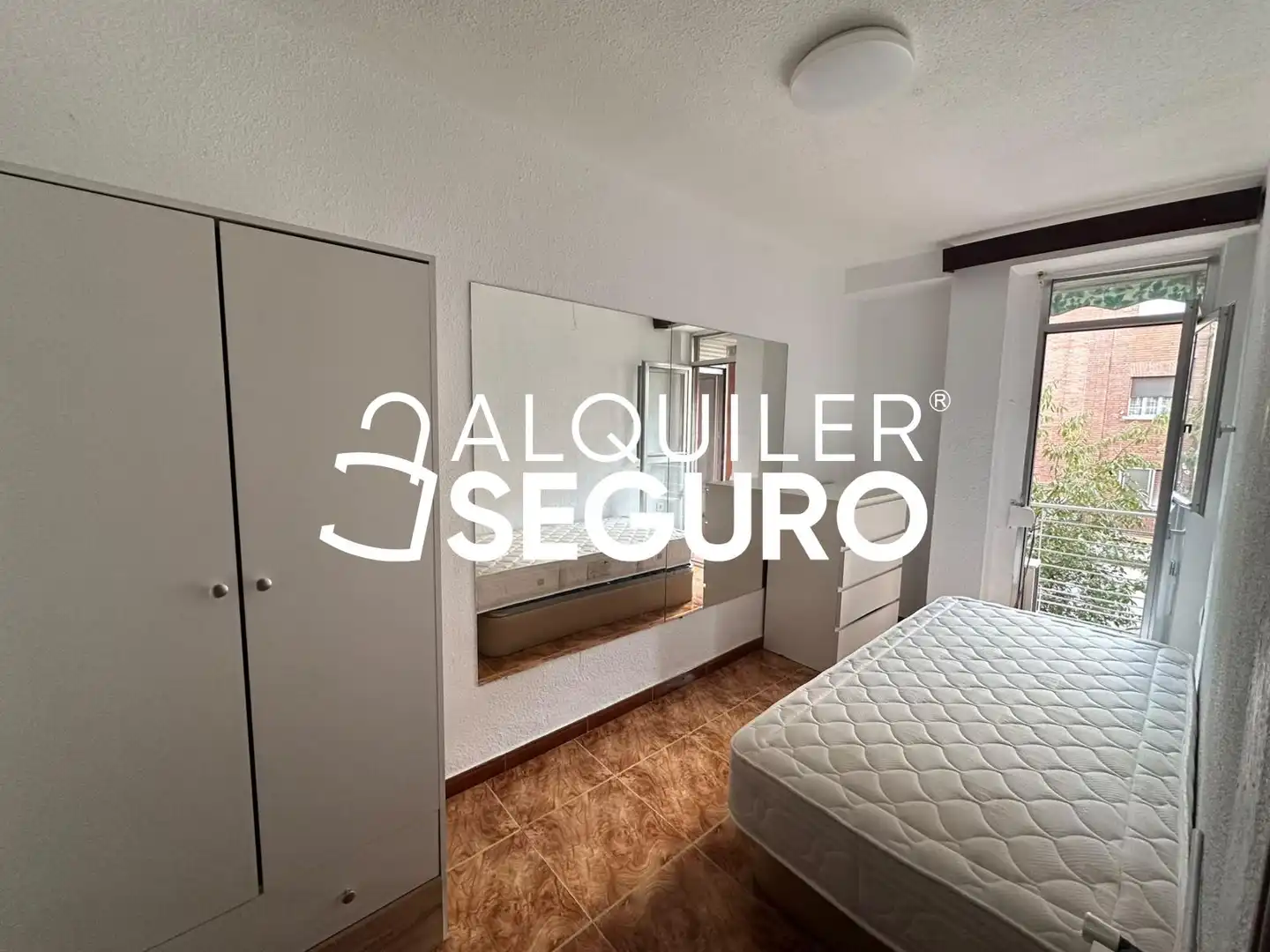 Bedroom of Flat for rent in Ciudad Lineal