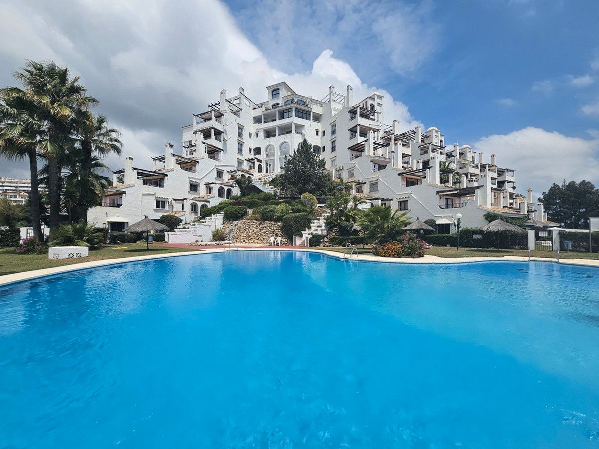 Exterior view of Apartment for sale in Mijas  with Air Conditioner, Heating and Terrace