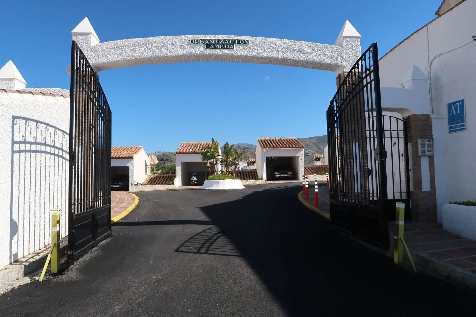 Detached homes for rent in Almuñécar  with Air Conditioner, Heating and Private garden
