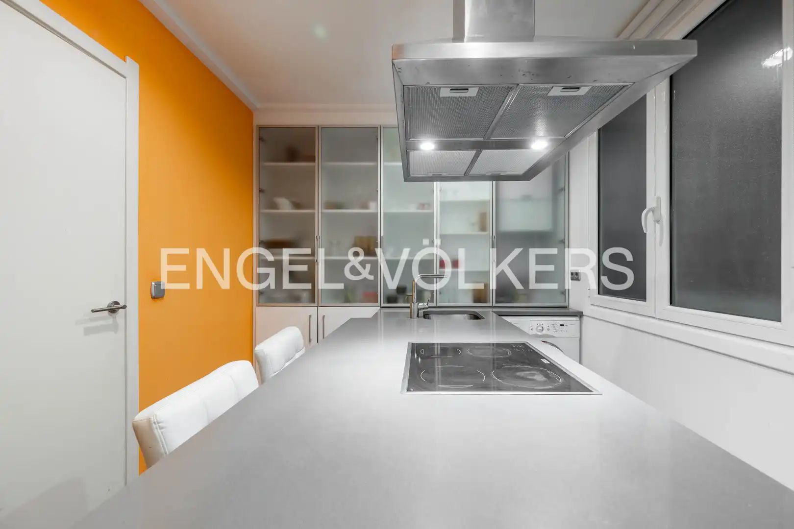 Kitchen of Flat for sale in Donostia - San Sebastián   with Heating and Balcony