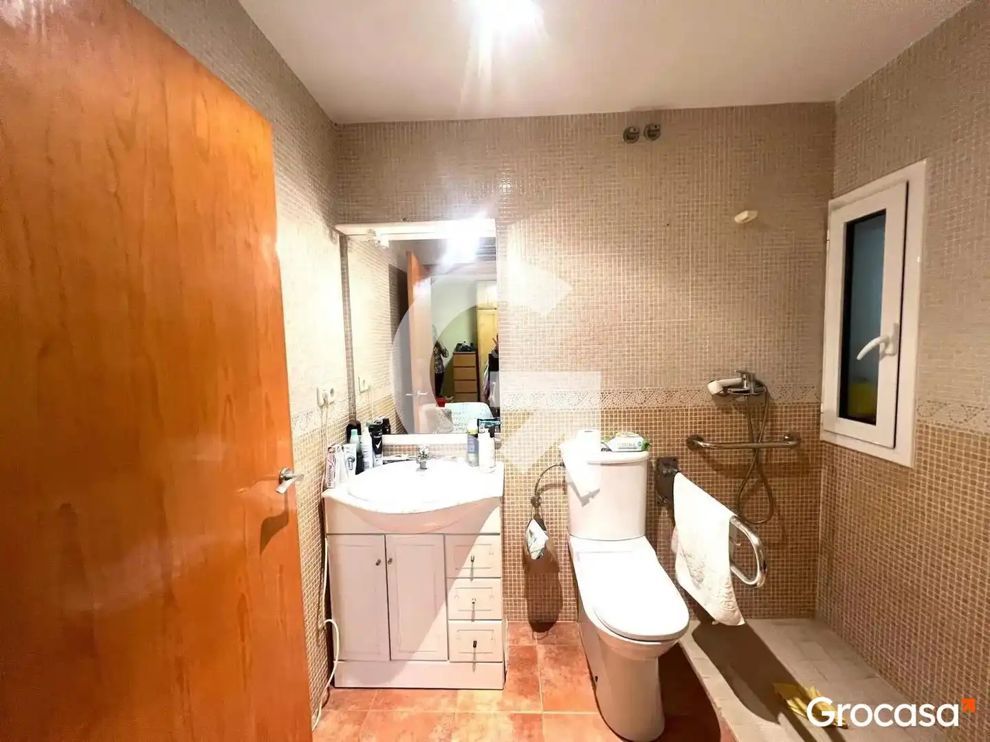 Baño de Casa o chalet en venta en Vilanova i la Geltrú con Jardín privado, Terraza y Trastero
