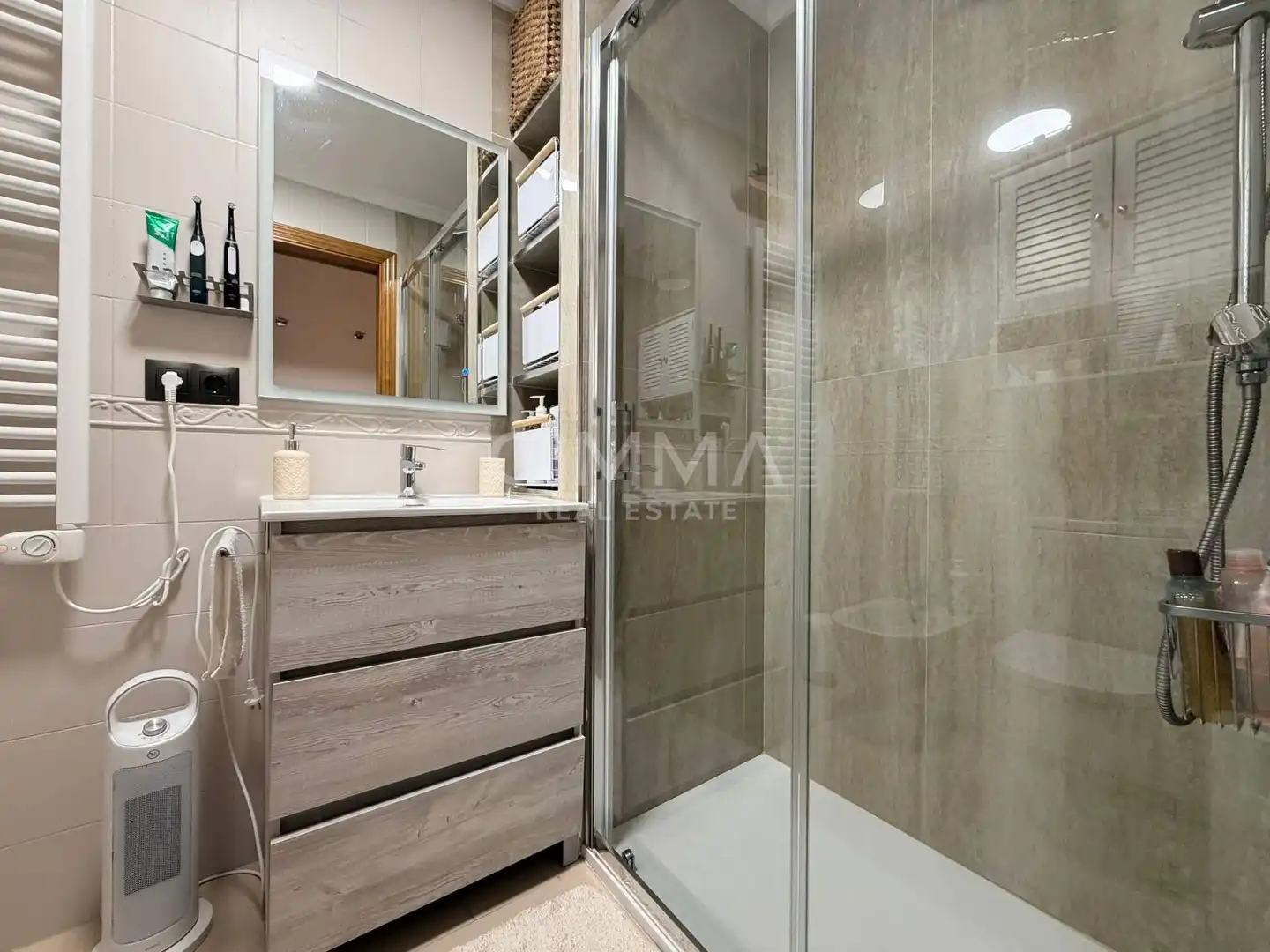 Bathroom of Houses for sale in Polop  with Air Conditioner, Heating and Private garden