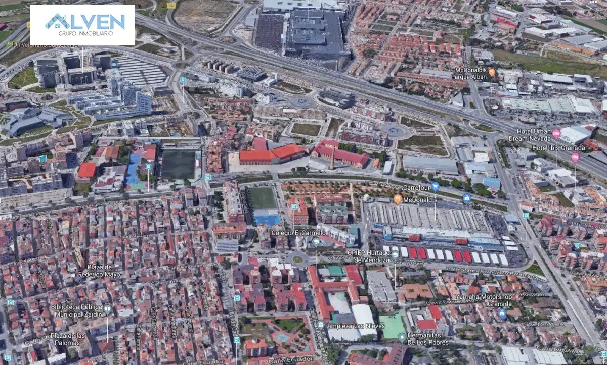 Außenansicht von Garage zur Miete in Granada