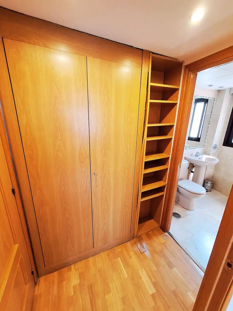 Habitación de Piso de alquiler en Madrid con Aire acondicionado, Calefacción y Parquet