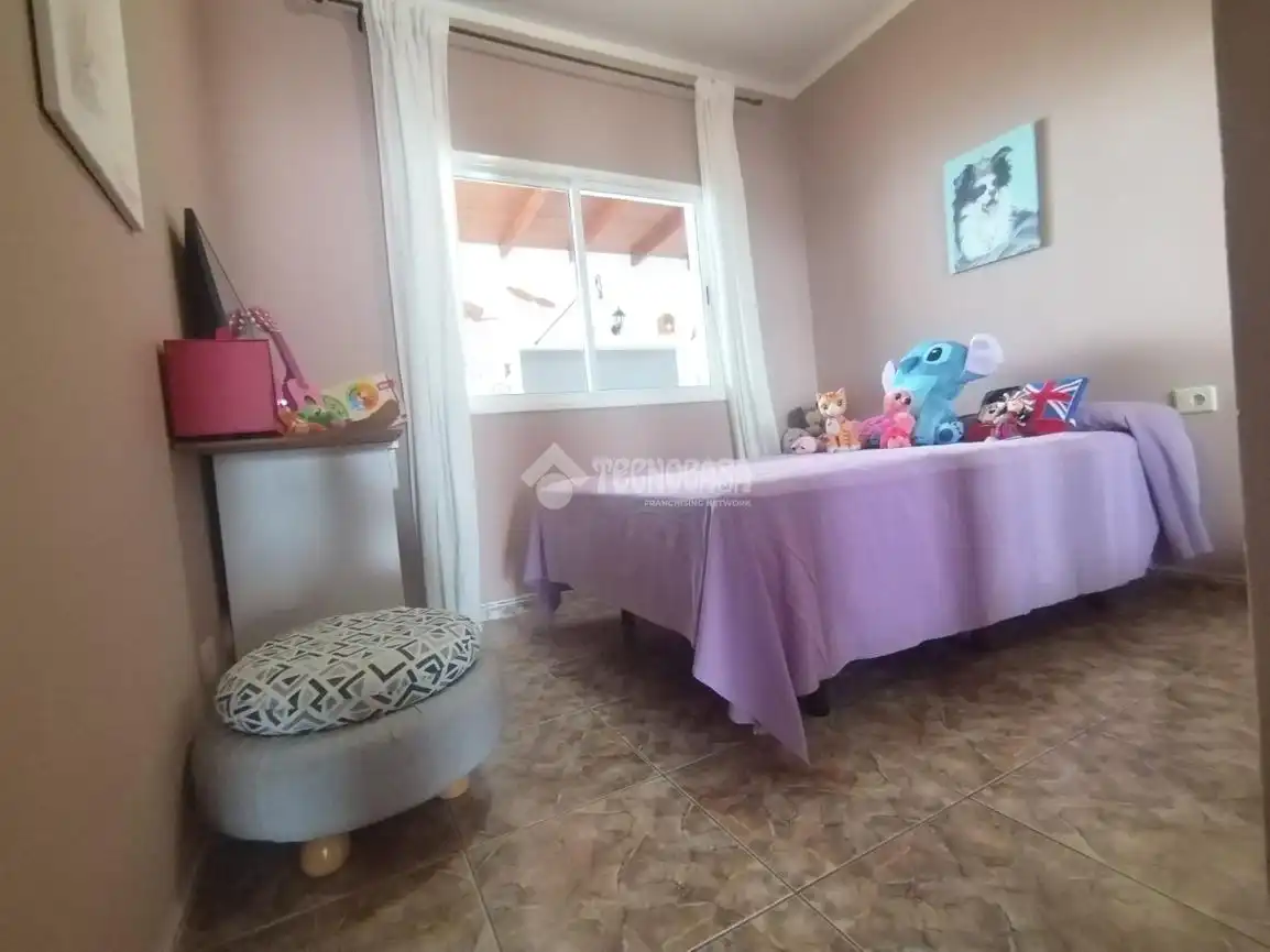 Dormitori de Casa o xalet en venda en Antigua amb Jardí privat, Terrassa i Balcó