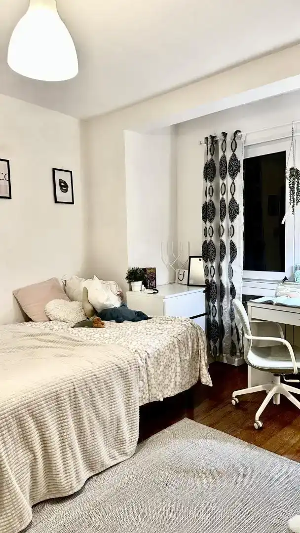 Habitación de Piso en venta en San Martín del Rey Aurelio con Parquet y Amueblado