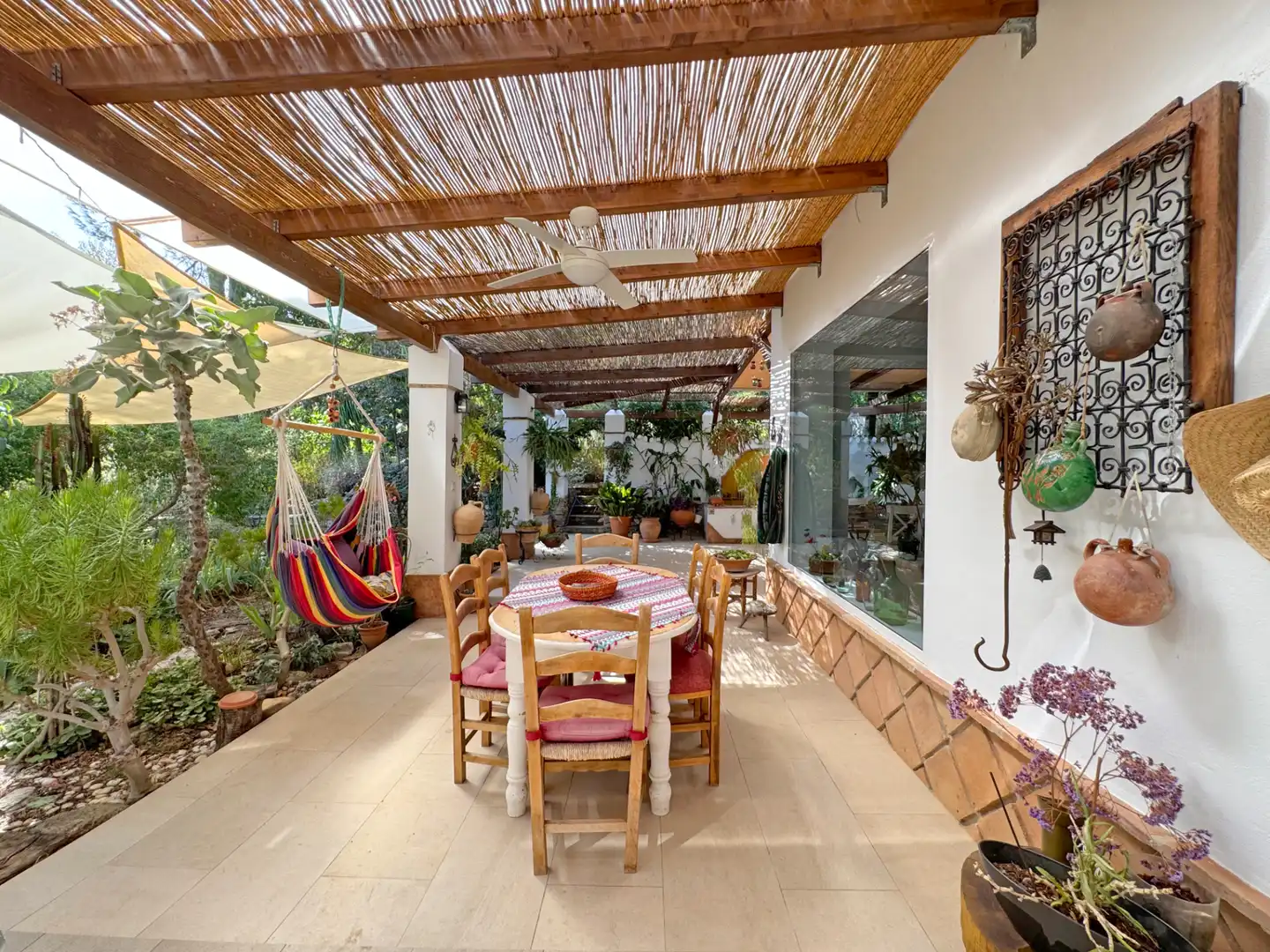 Terrassa de Casa o xalet en venda en Alhaurín de la Torre amb Aire condicionat, Calefacció i Jardí privat