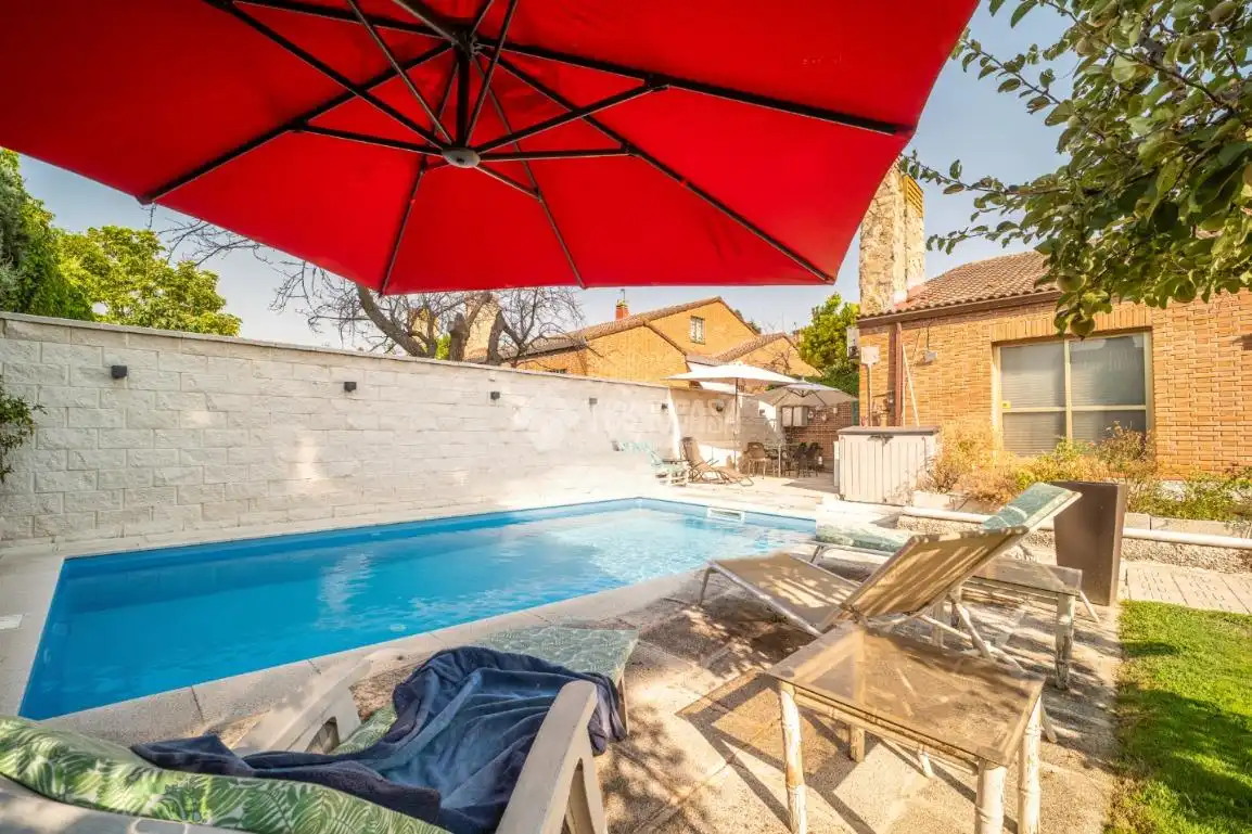 Piscina de Casa o xalet en venda en Rivas-Vaciamadrid amb Aire condicionat, Calefacció i Piscina