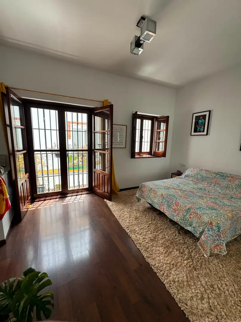 Schlafzimmer von Haus oder Chalet zur Miete in Sevilla mit Klimaanlage, Parkett und Terrasse