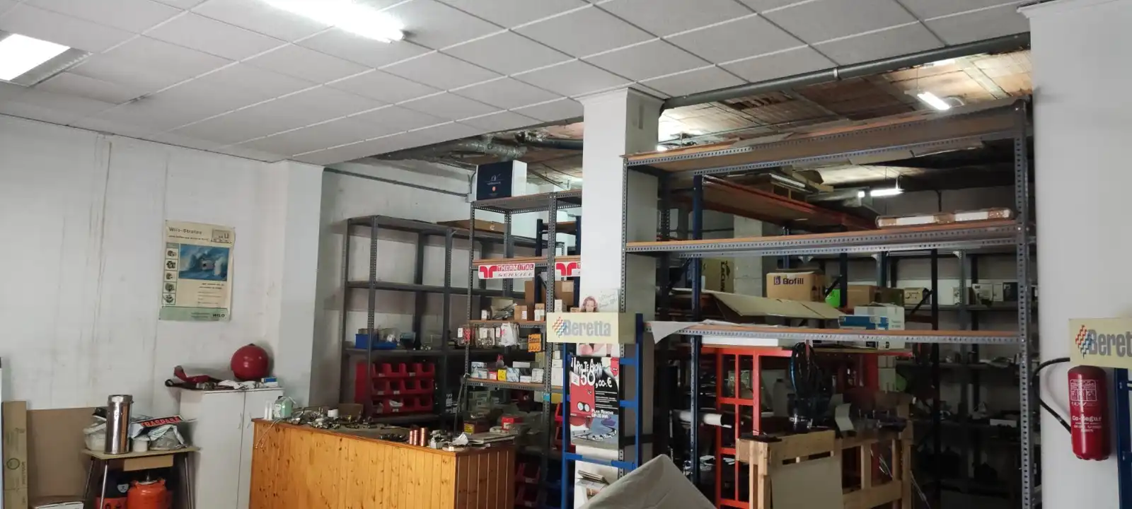 Local comercial en venda a Calle Santiago 25, imagen 2