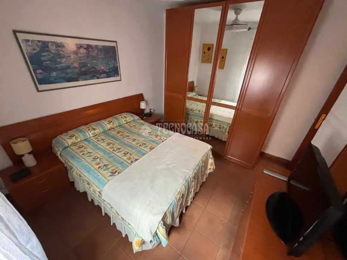 Bedroom of Flat for sale in Málaga  with Air Conditioner and Furnished