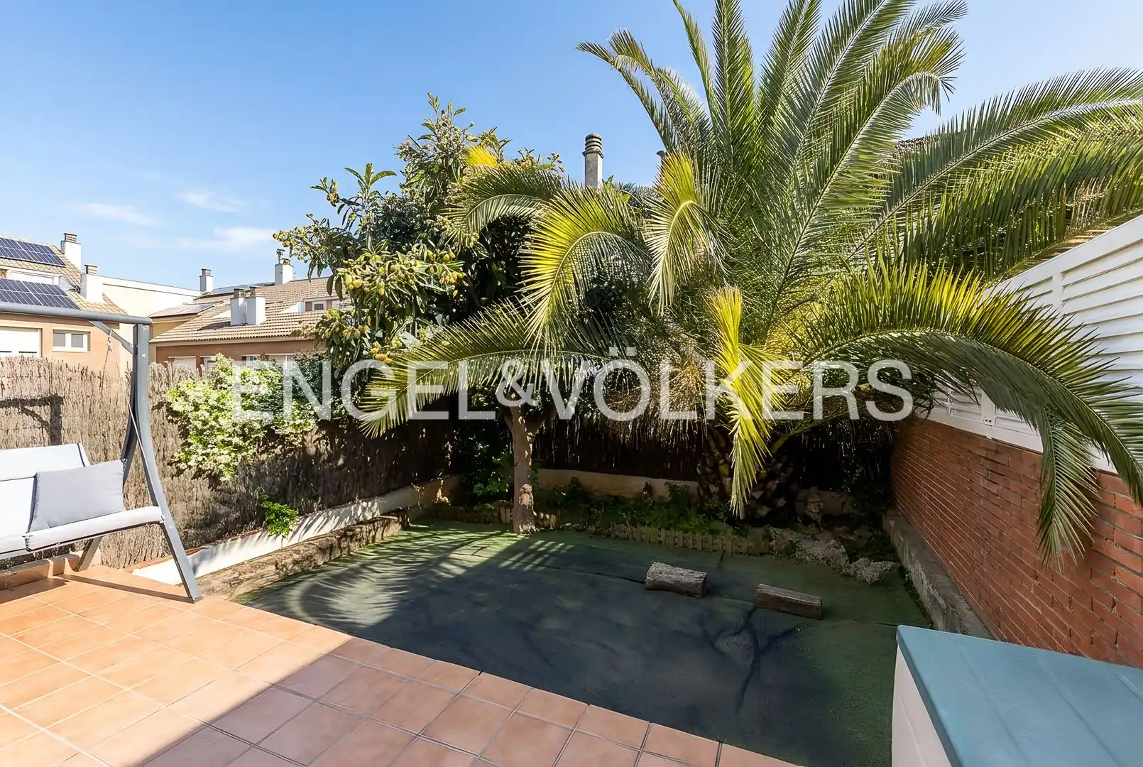 Exterior view of Houses for sale in Sant Cugat del Vallès  with Air Conditioner, Heating and Private garden