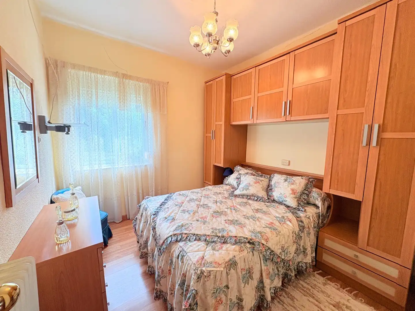 Habitación de Casa o chalet en venta en Torre del Bierzo con Calefacción, Jardín privado y Trastero