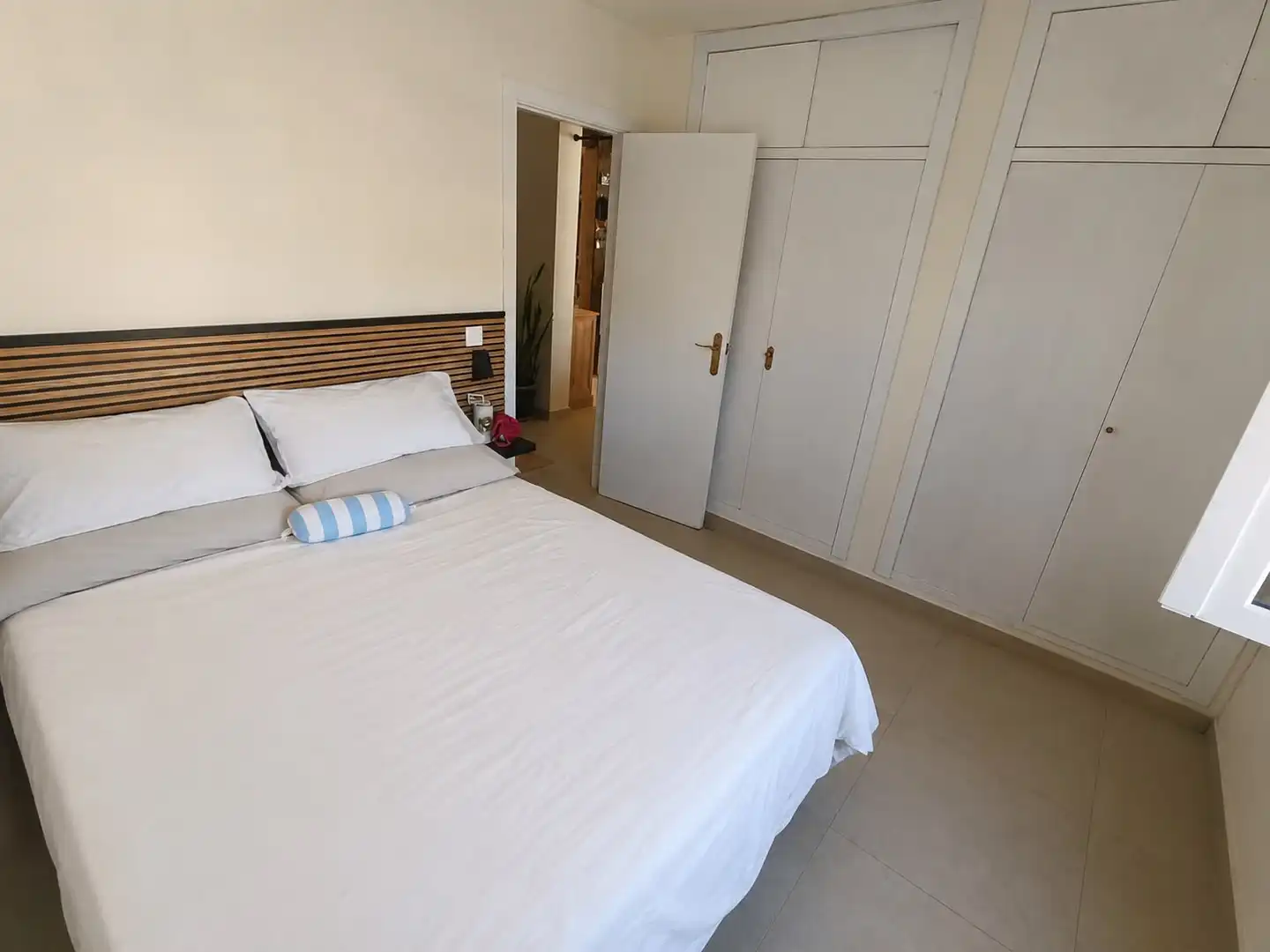 Habitación de Piso en venta en El Campello con Terraza, Lavadora y Piscina comunitaria