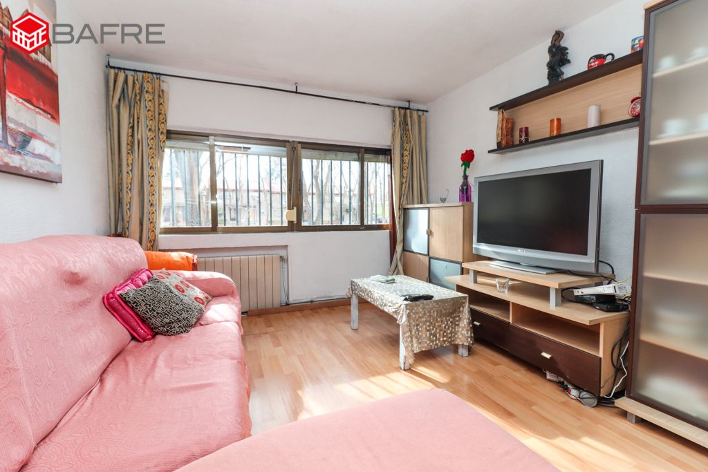 Exterior view of Flat for sale in  Madrid Capital  with Heating, Parquet flooring and Terrace