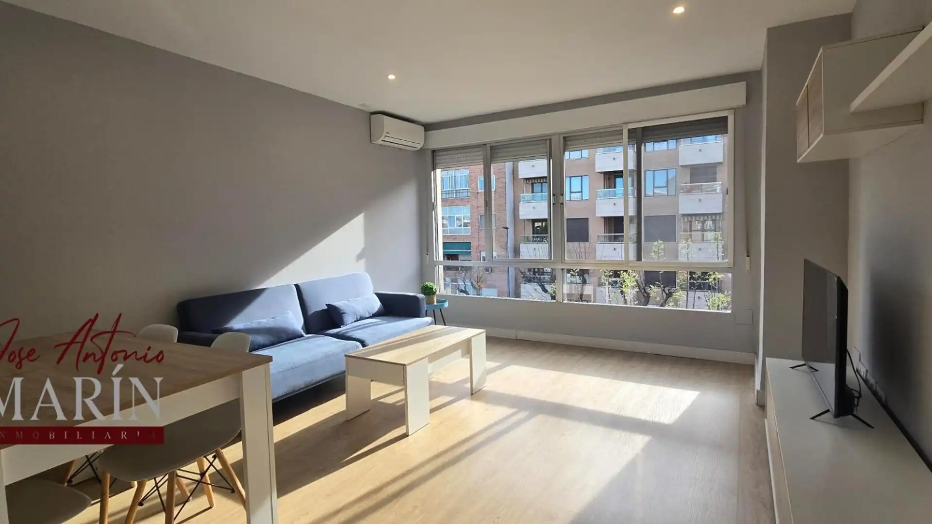 Living room of Flat for sale in Badajoz Capital  with Furnished and Balcony