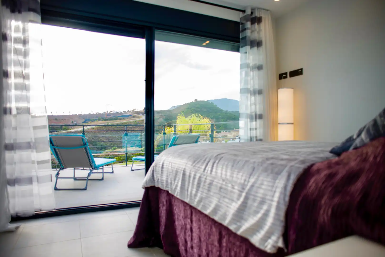 Bedroom of Houses for rent in Estepona  with Air Conditioner, Private garden and Swimming Pool