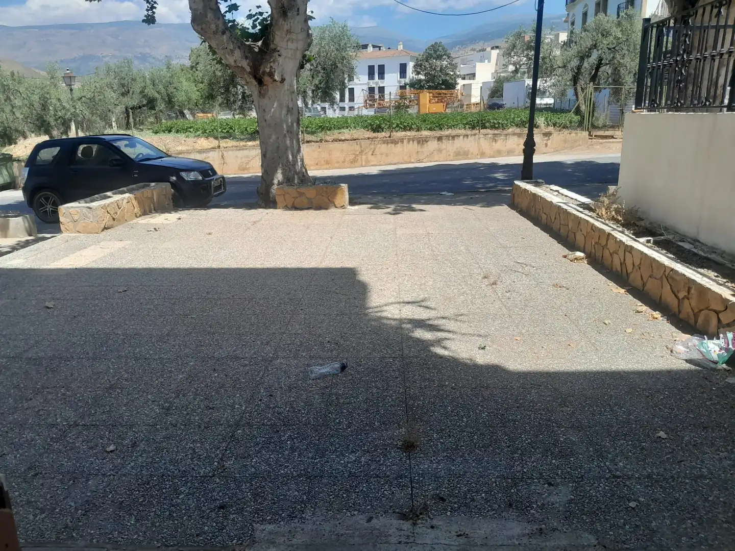 Parking de Local en venta en Ugíjar con Parquet, Terraza y Amueblado