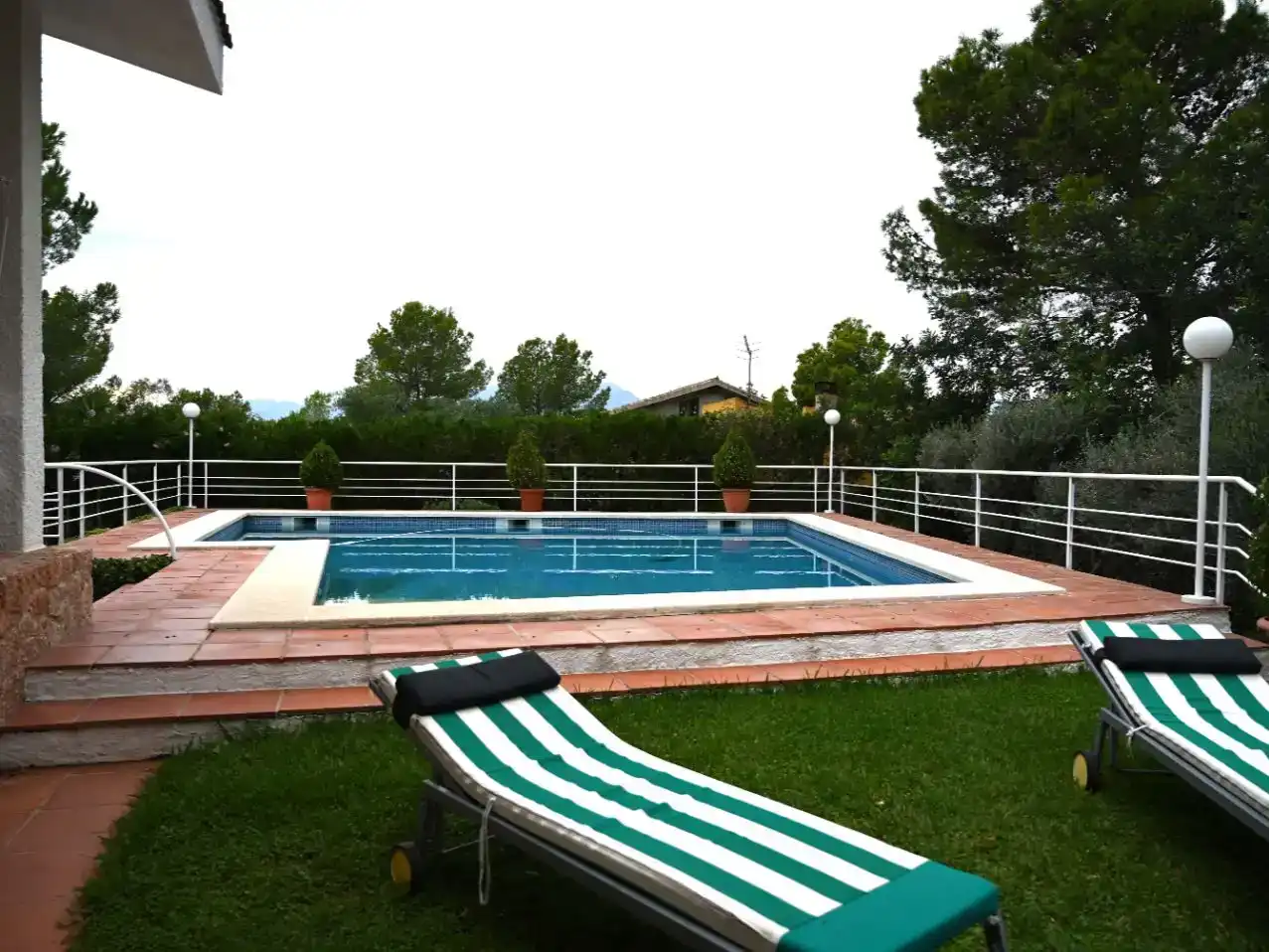 Piscina de Casa o xalet en venda en Tortosa amb Aire condicionat i Piscina