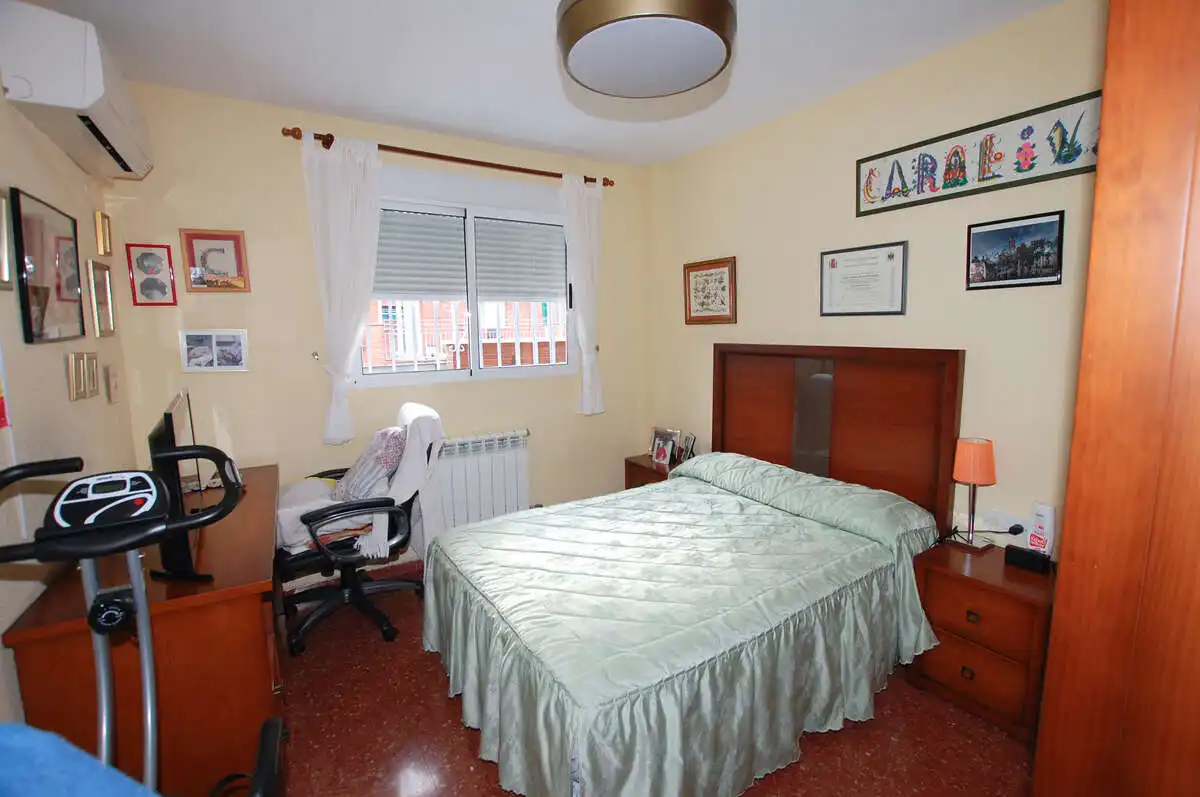 Habitación de Ático en venta en Granada con Aire acondicionado, Calefacción y Terraza