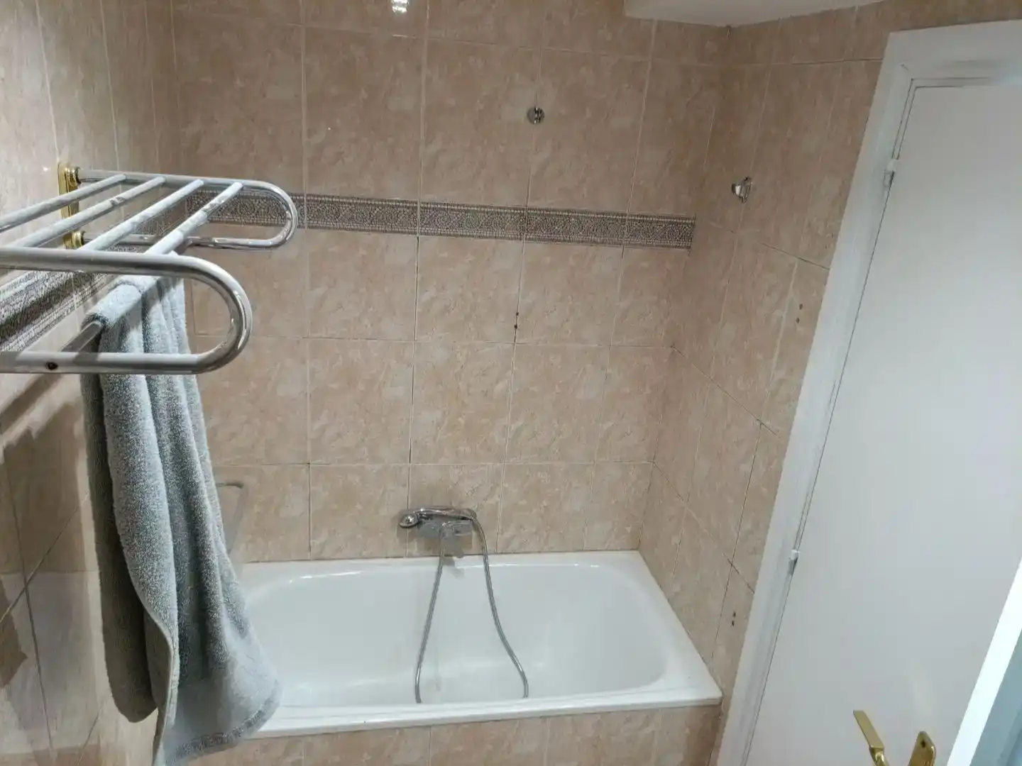 Bany de Pis en venda en Miranda de Ebro amb Terrassa i Balcó
