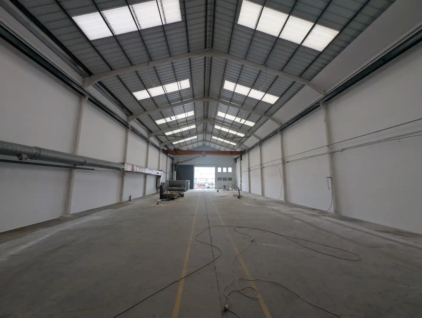 Nave industrial de alquiler en La Llagosta con Alarma