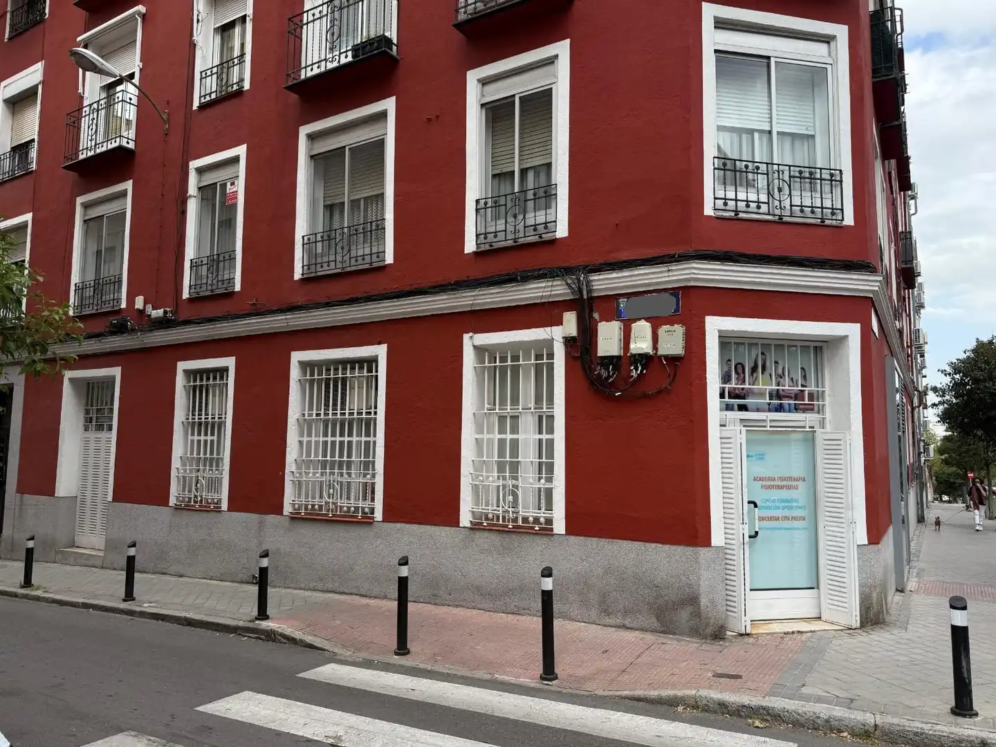 Vista exterior de Local en venda en Barrio de Salamanca