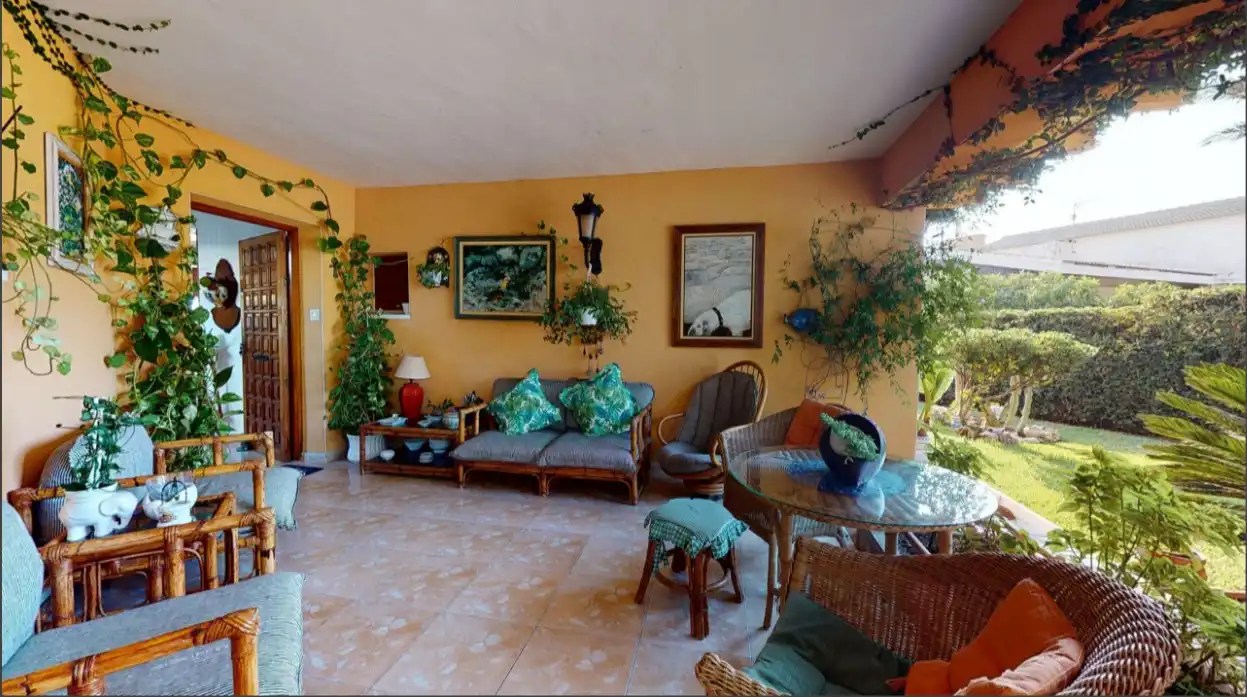 Sala d'estar de Casa o xalet en venda en Orihuela amb Aire condicionat, Calefacció i Terrassa