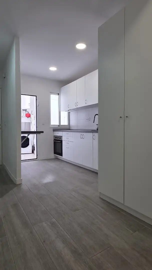 Appartamento con terrazza in vendita a Carrer Mossèn Vicent Valero 8, imagen 6