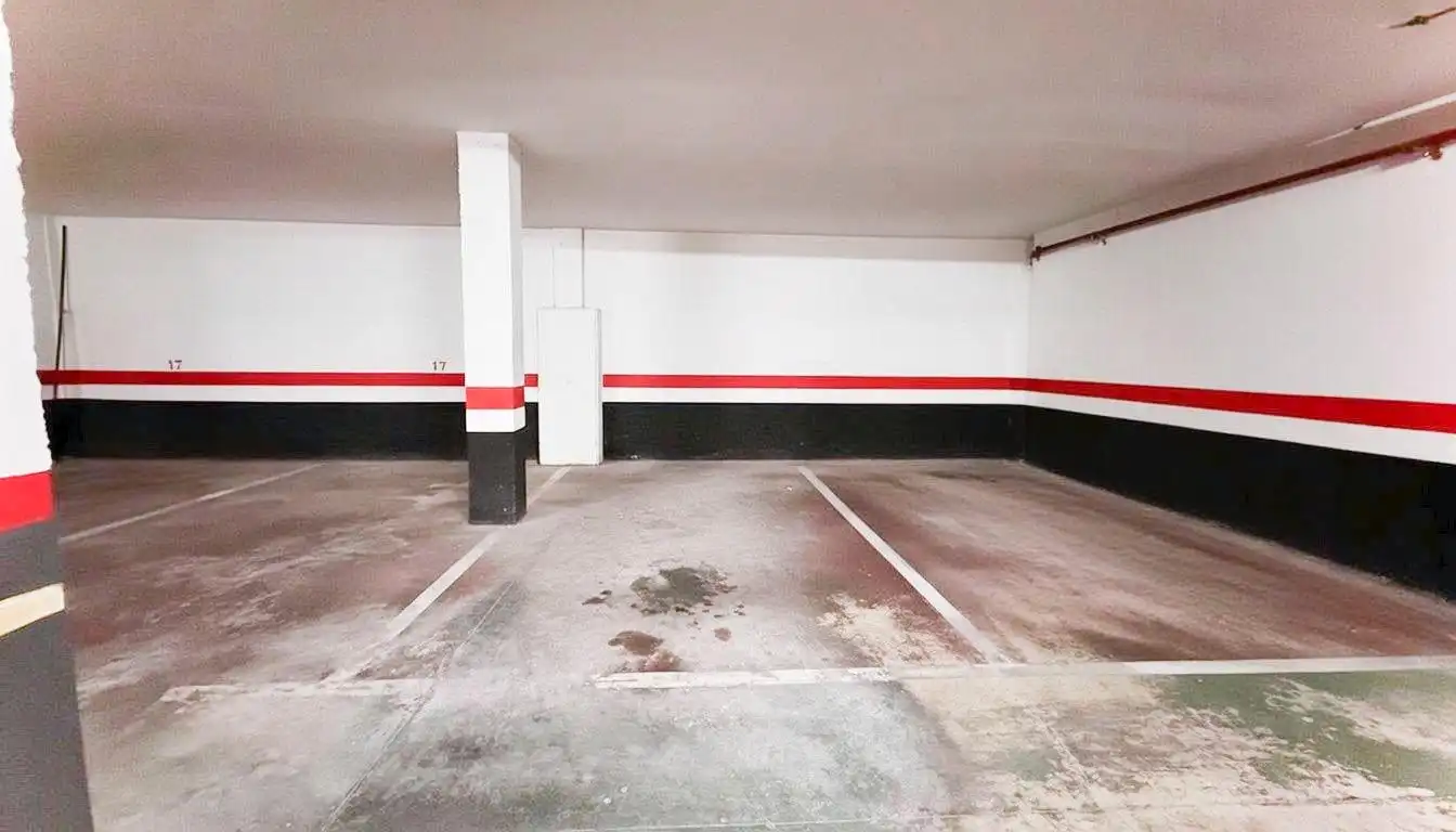 Parking of Flat for sale in Albuixech  with Air Conditioner, Heating and Balcony