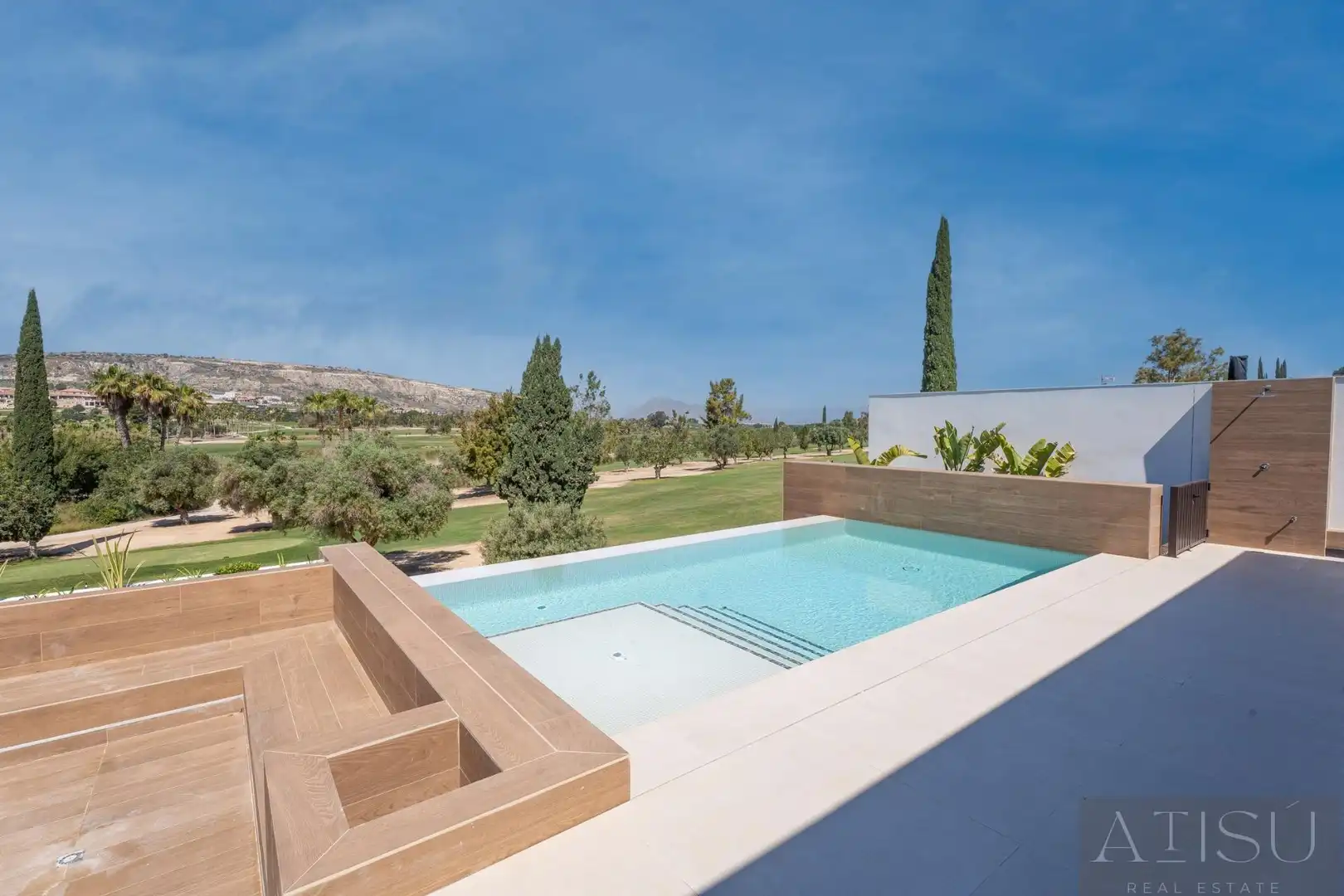 Xalet amb piscina en venda a Algorfa