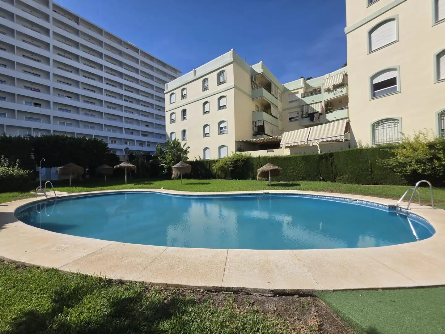 Piscina de Piso en venta en El Pinar- Palacio de Congresos