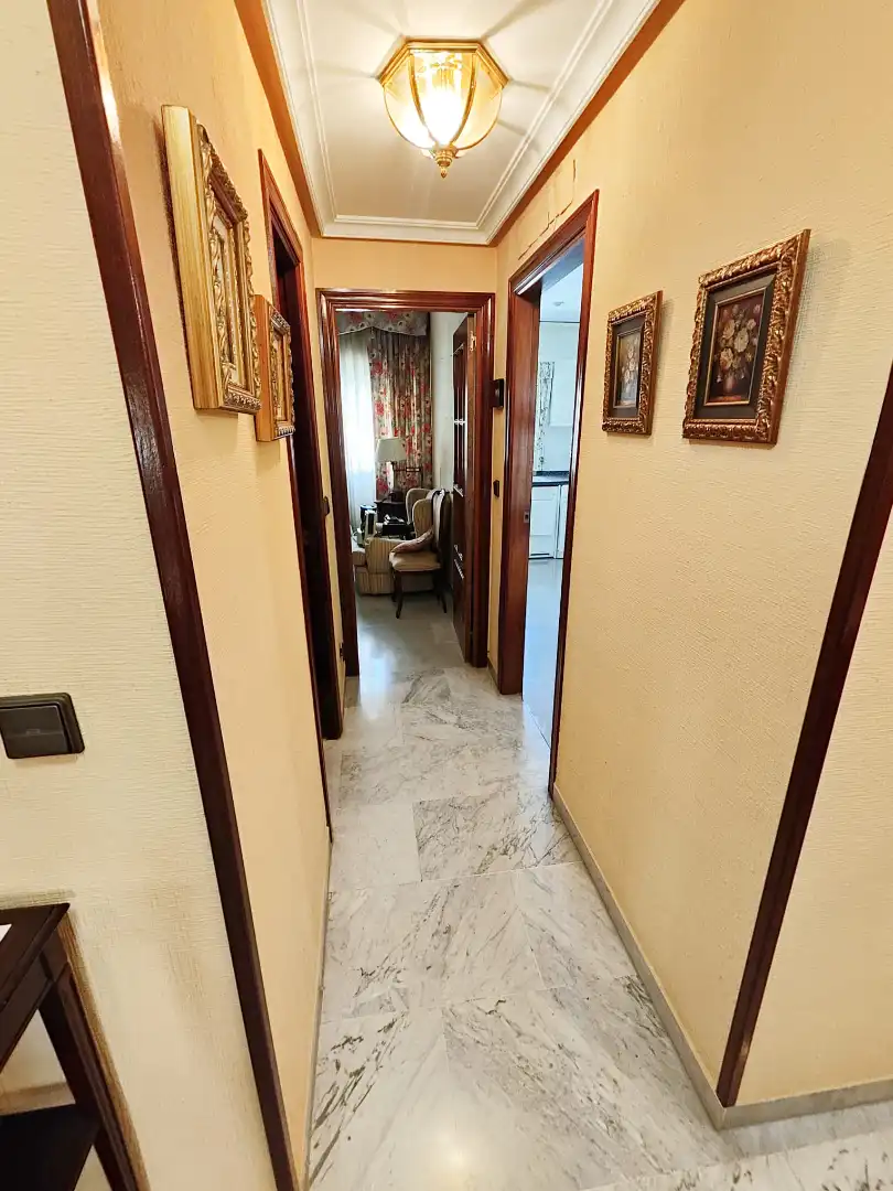 Flat for sale in Sevilla  with Air Conditioner, Terrace and Community pool
