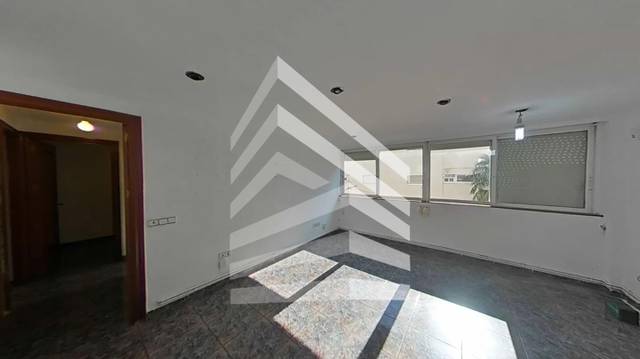 Piso en Venta en Carrer Pare Ignasi Puig en Congost - Santa Caterina