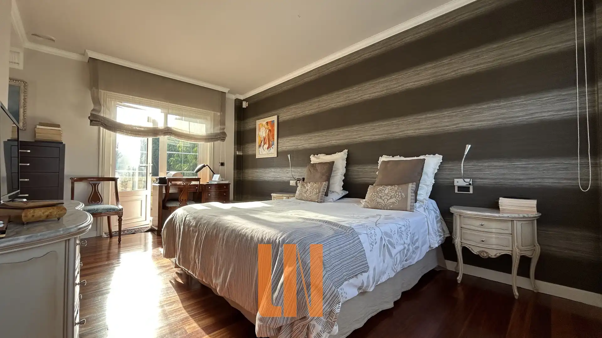 Dormitori de Casa o xalet en venda en Oleiros amb Calefacció, Jardí privat i Parquet