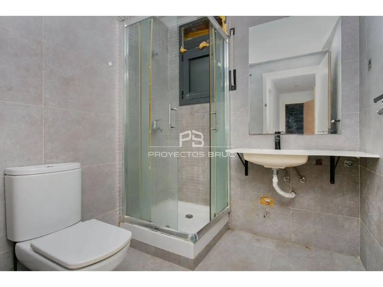 Bathroom of Houses for sale in Corbera de Llobregat, Barcelona