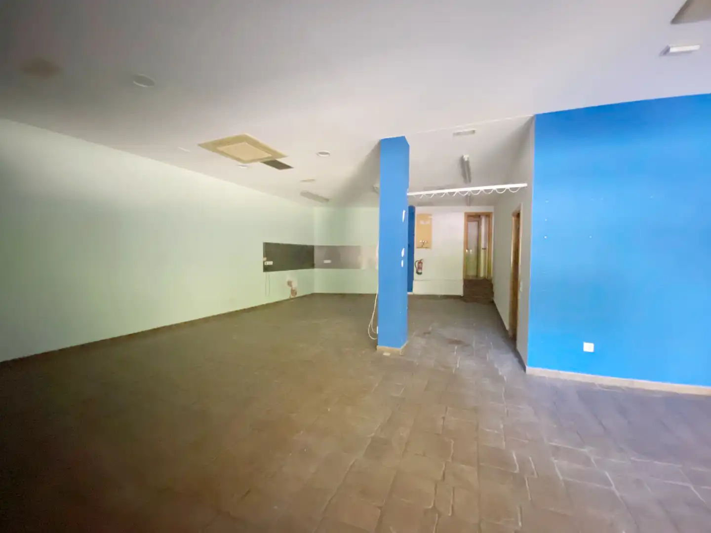 Local comercial en venta en Carrer de Juan Ramon Jiménez, imagen 2