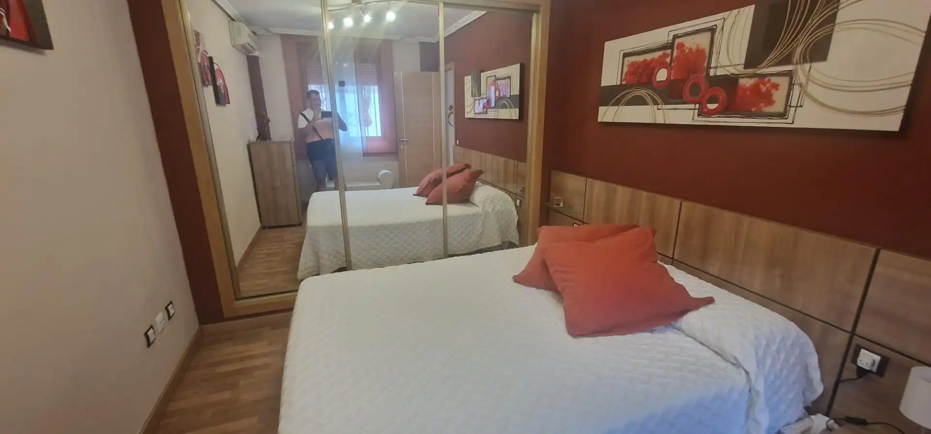 Schlafzimmer von Erdgeschoss zum Verkauf in Xirivella mit Klimaanlage, Terrasse und Abstellraum