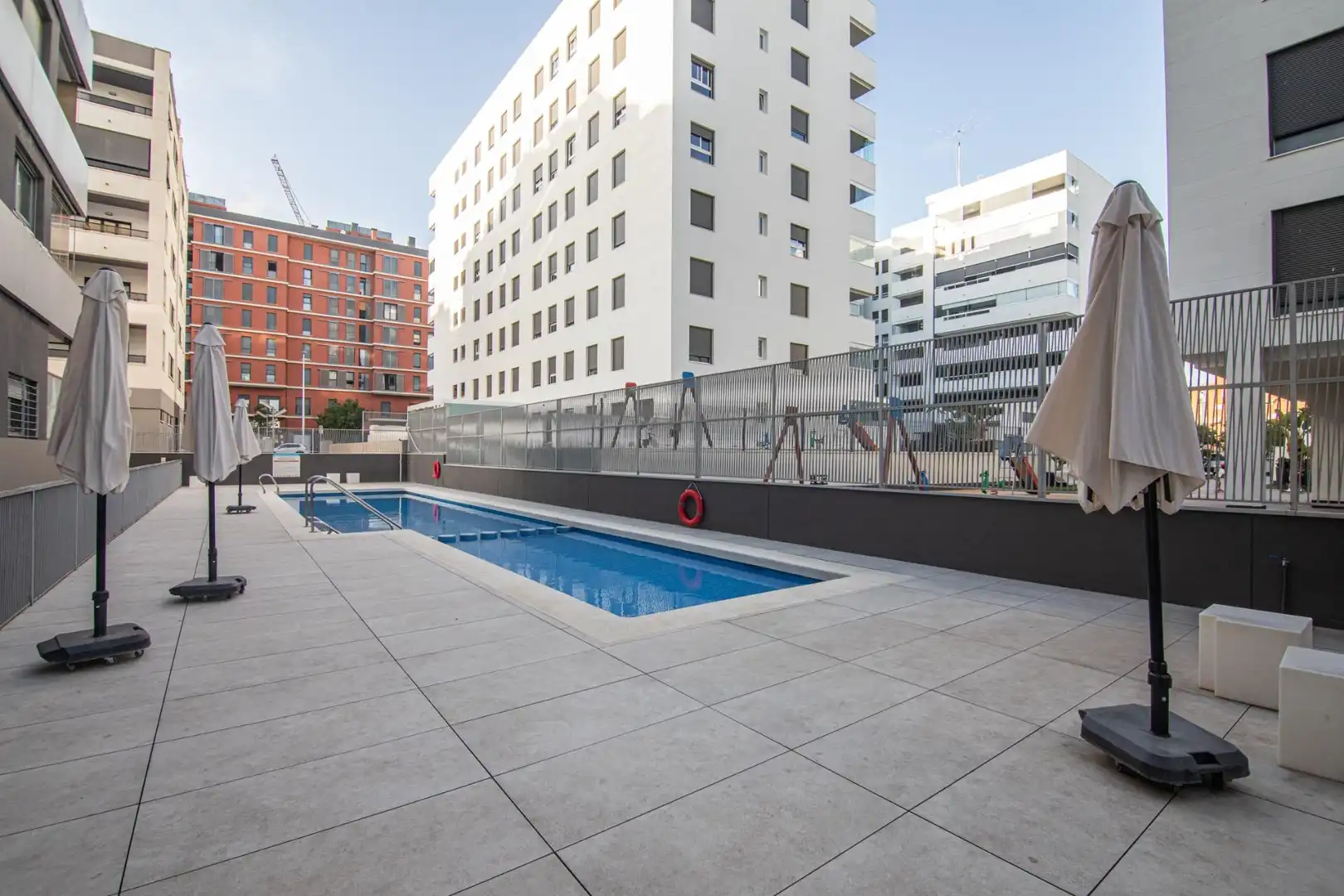 Appartamento con piscina in vendita a MONSEÑOR ANTONIO HURTADO 8, imagen 2