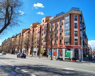 Vista exterior de Pis en venda en  Madrid Capital amb Aire condicionat, Calefacció i Terrassa