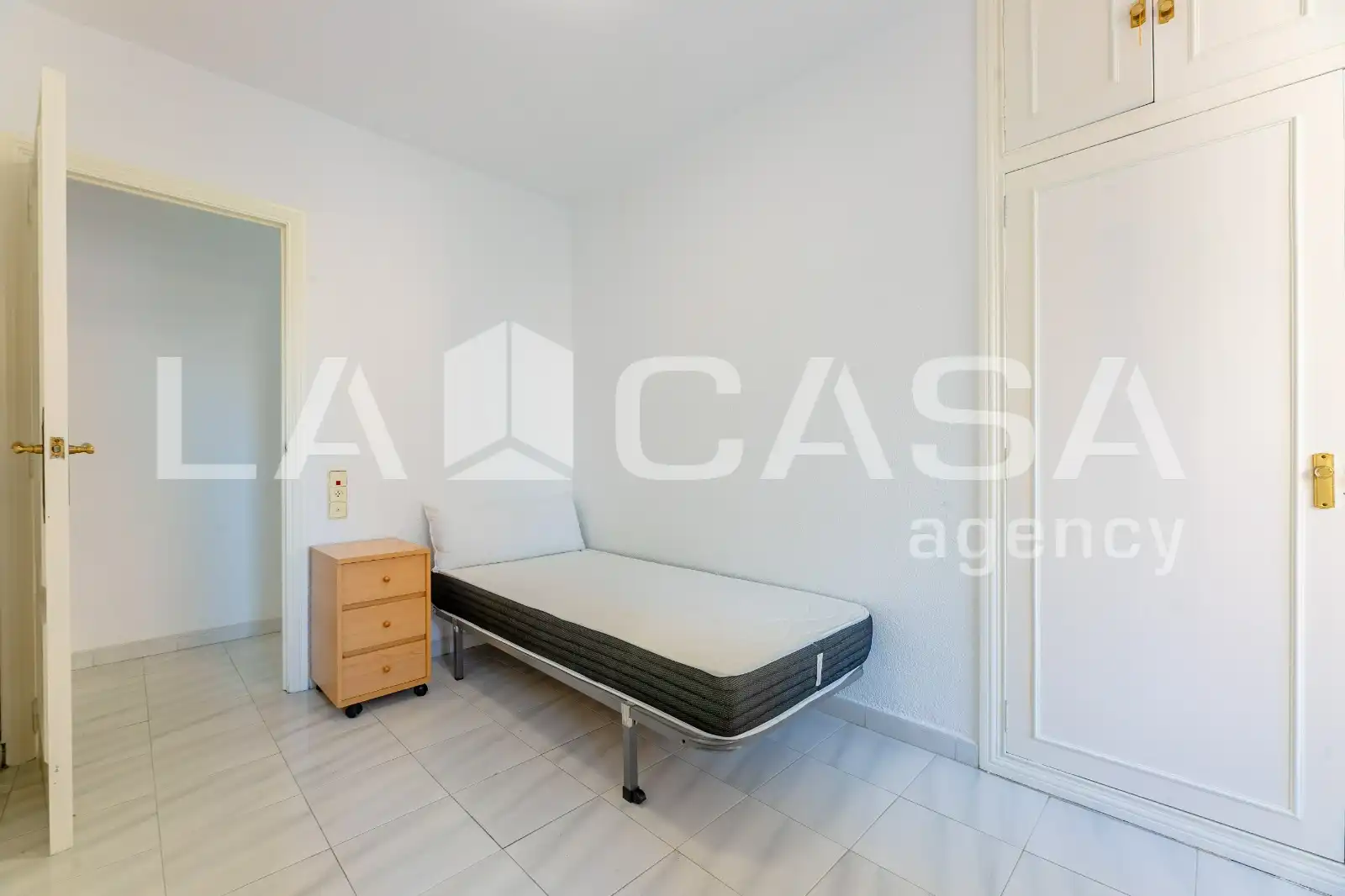 Piso con terraza en venta en Calle Campoamor, imagen 38