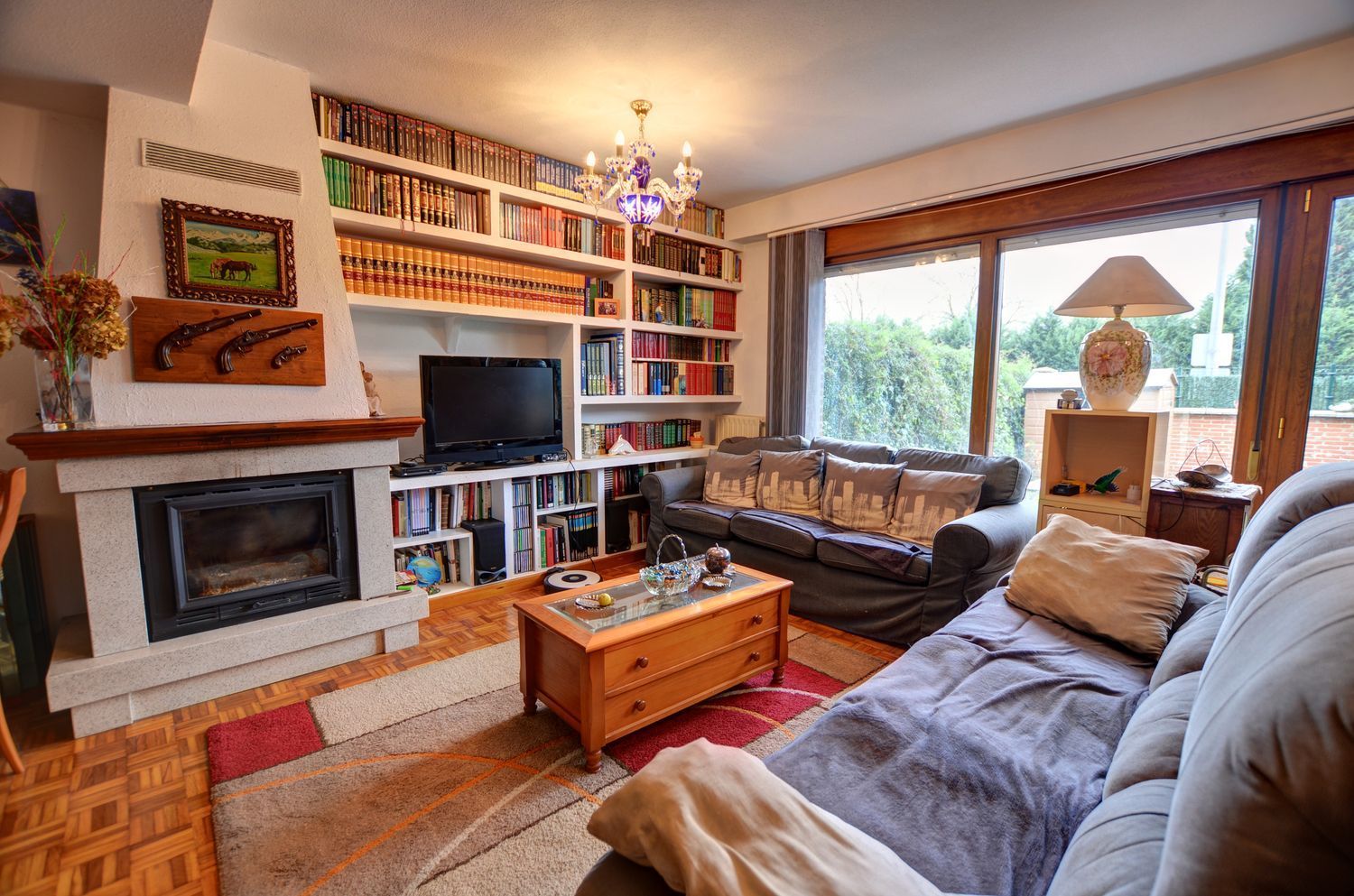 Sala d'estar de Casa o xalet en venda en Siero amb Calefacció, Terrassa i Piscina