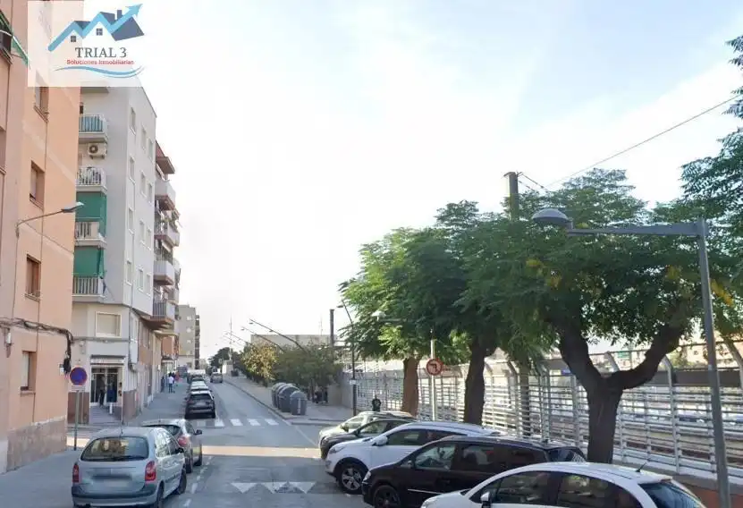 Pis amb terrassa en venda a Calle ARAGO