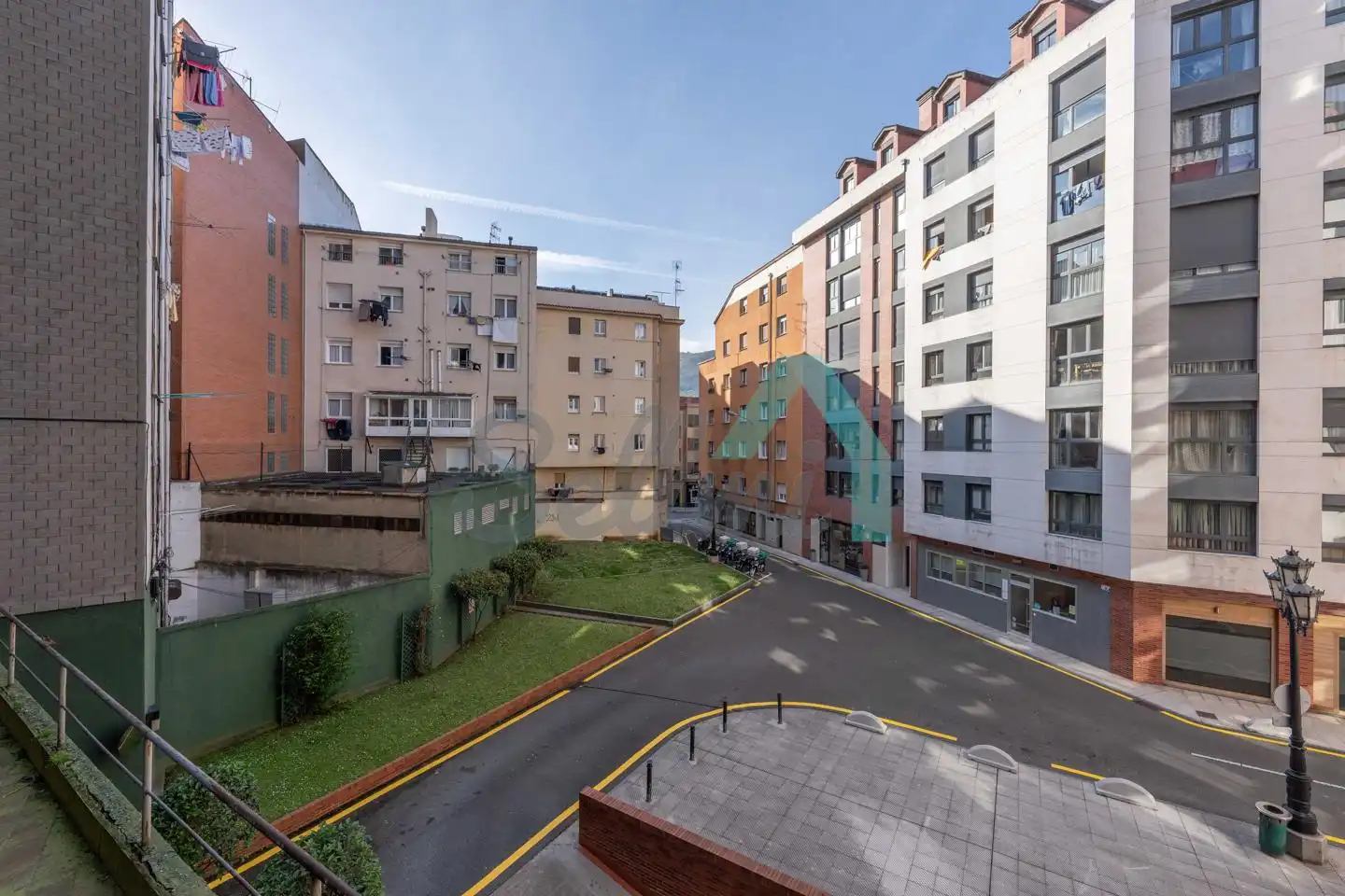 Flat for rent in Del General Elorza, Milán - Pumarín