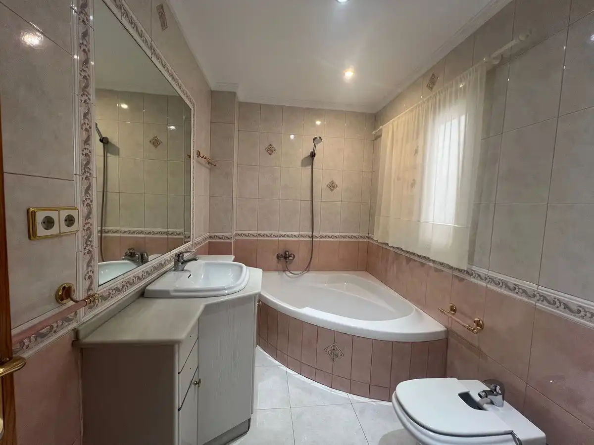 Terraced house for sale in Estepona Pueblo, imagen 36