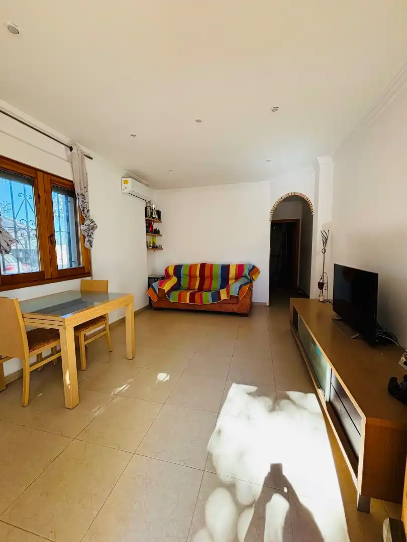 Wohnzimmer von Erdgeschoss zum Verkauf in Dénia mit Klimaanlage, Heizung und Terrasse