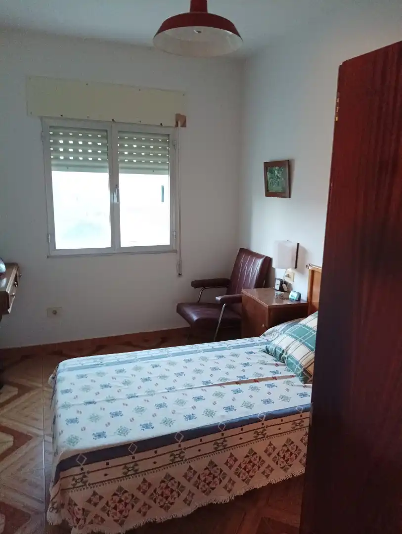 Dormitori de Casa o xalet en venda en Becerreá amb Moblat