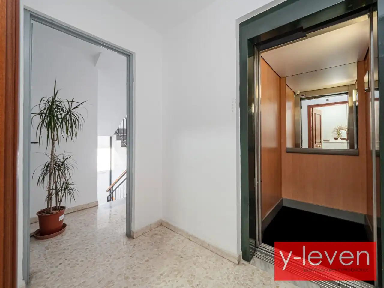Flat for sale in Málaga  with Air Conditioner and Terrace